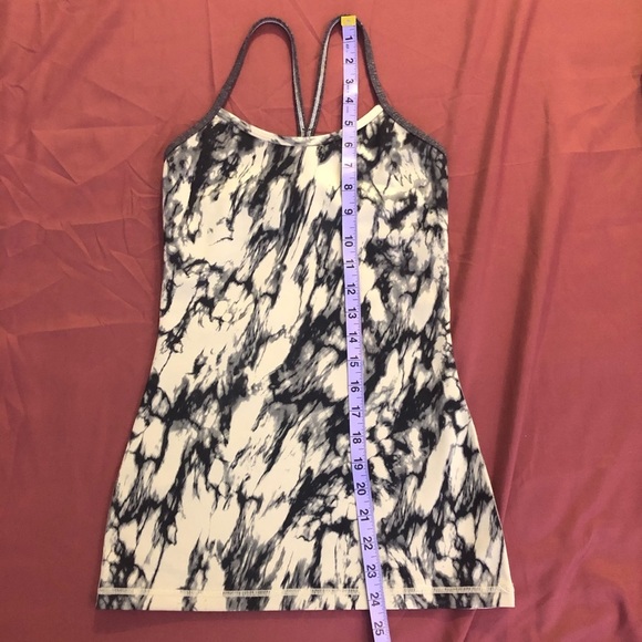 Lululemon Tank - Picture 15 of 16